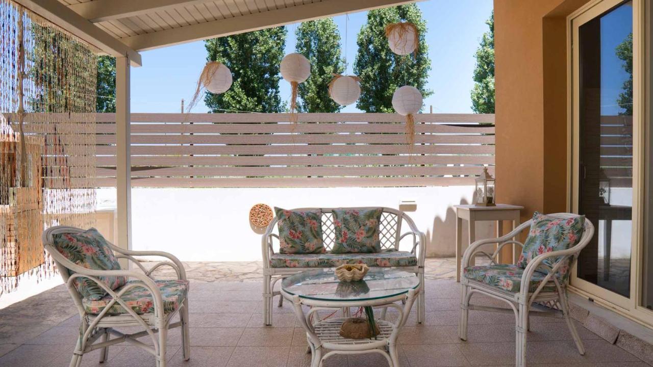 House Lefkes